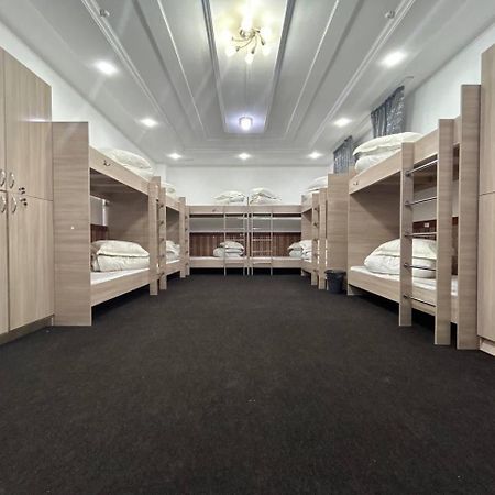 Star Hostel อัลมาตี ภายนอก รูปภาพ